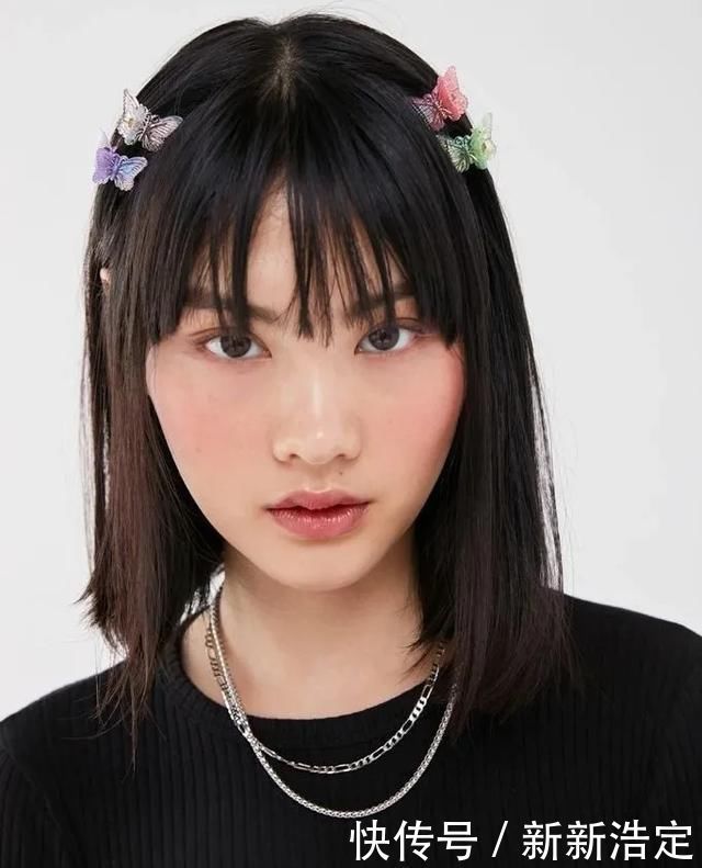 美丽无死角的女孩，都把发型换成了这些样子