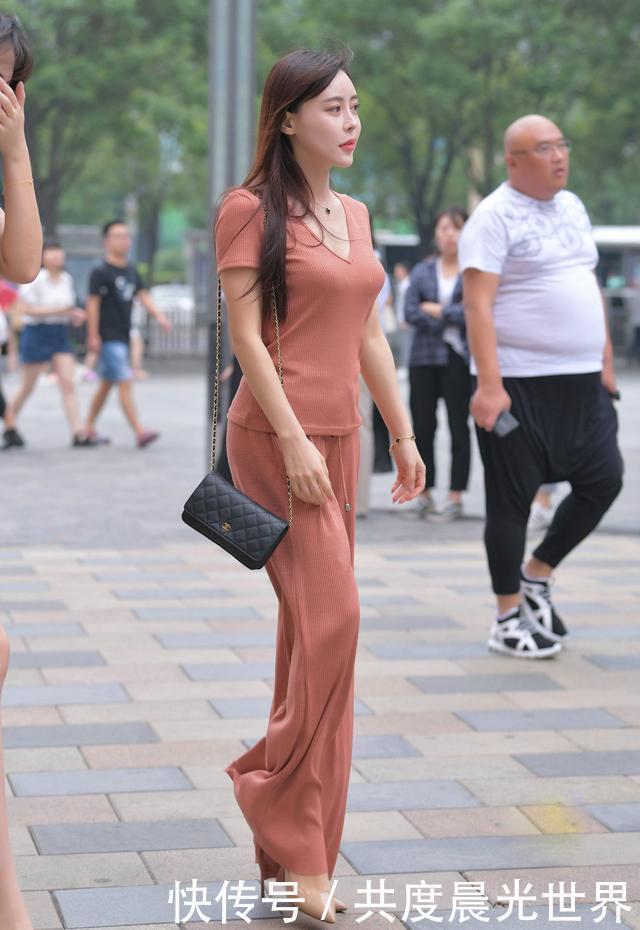 试一试|不知道怎么穿来试一试这个套装,一秒拿下气质女神称号