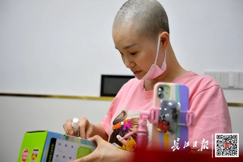 化疗|32岁湖北姑娘患肺癌4年，拍500条“抗癌日记”，最大的心愿就是能活到60岁