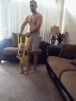 妈妈们|不要让男人单独带娃，因为画面太美了