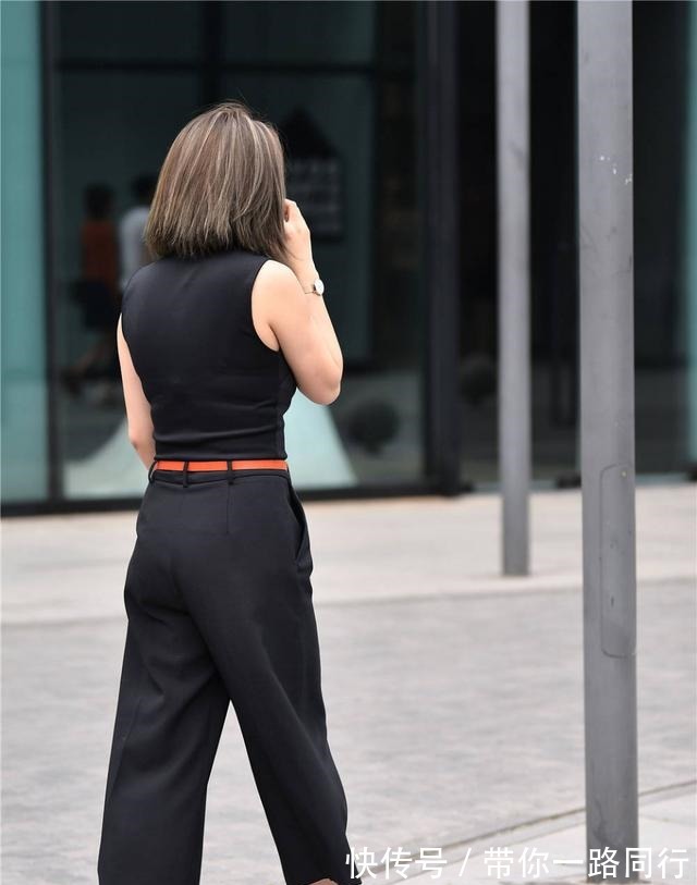 细高跟鞋 红黑渐变色尖头细高跟鞋,10厘米高,配七分宽腿裤!