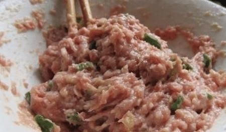 做饺子馅,这2样调料记得放,饺子鲜香美味还多汁儿,营养又好吃