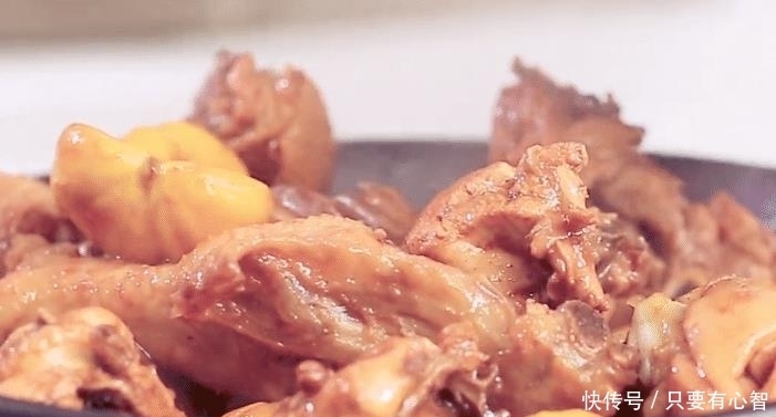 把准备好|板栗焖鸡的好吃做法,鲜香肉嫩,营养美味,孩子爱吃的家常菜