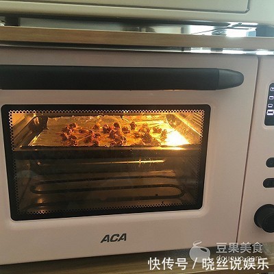 #一人一道拿手菜#猪肉牙签牛肉,用一个烤箱就可以办到