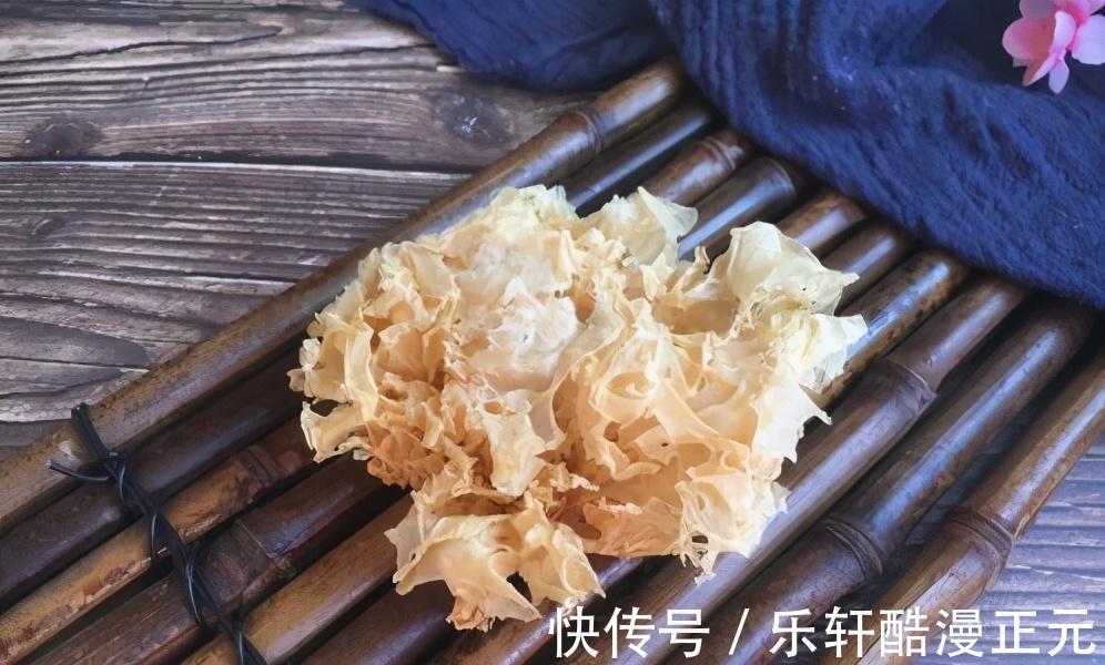 润肺|消暑润肺的一道银耳粥,香甜可口,5分钟就能做好