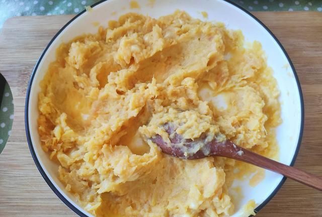 手抓饼又有新吃法,软嫩拉丝不油腻,简单快手省时间,无需和面