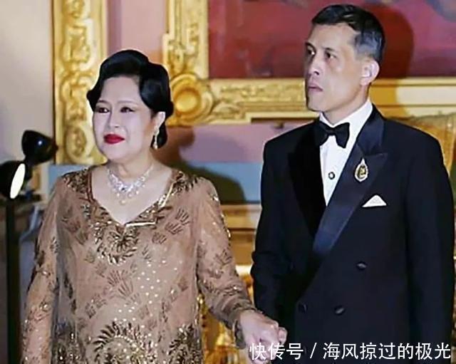 儿媳 真的高贵!诗丽吉一次戴2顶皇冠惊艳,苏提达沦落到只能戴假花