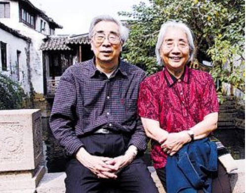 许广平捐赠鲁迅稿酬,儿子却打官司要钱,此事很复杂