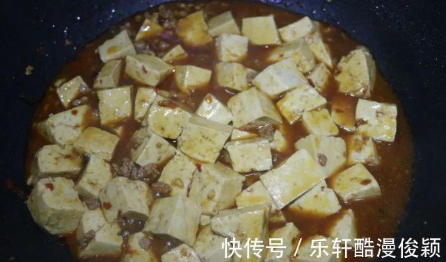 麻婆豆腐|下班后的快手家常菜，5块钱做一碗，营养又美味，配米饭太香了