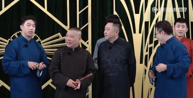 孟鹤堂 曹鹤阳淘汰后的玩笑话戳痛了郭德纲,老郭一句话回怼让其满脸尴尬