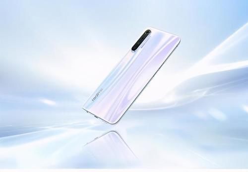 Hz|冷门千元机型，骁龙765G+120Hz+30W，1699元