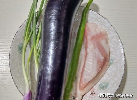 补充蛋白质|学会这茄子的做法，家里不管来什么客人，你都可以露一手，别错过