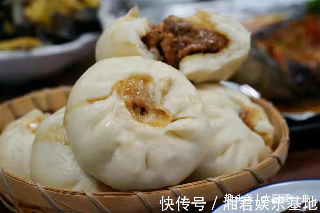 江一舟|蒸包子,开水上锅和冷水上锅蒸差别很大,难怪蒸出来的包子不一样