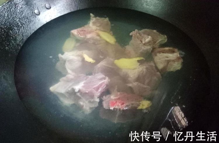 冬天不懂吃这菜可惜了，比白菜便宜，比猪肉补钙，孩子多吃更聪明