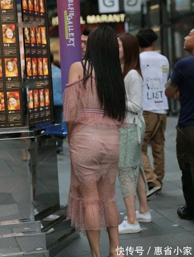 网纱 粉色网纱连衣裙，搭配珍珠肩带，仙女下凡也不过如此！