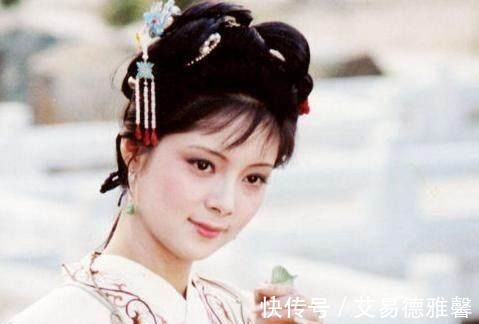 金钏|《红楼梦》宝玉被打宝钗深情表白, 黛玉放下了骄傲!