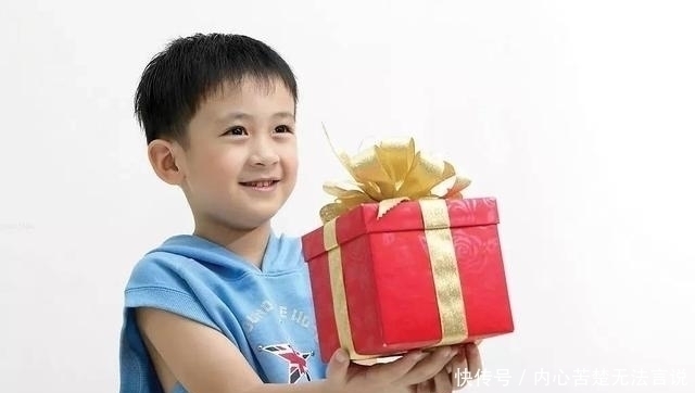 奢侈品|宝妈最怕孩子收到这几种礼物，孩子虽然很高兴，大人却很难为情