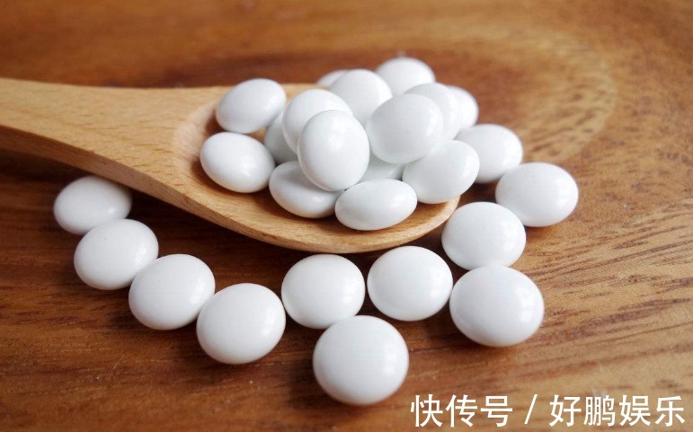 失眠|晚上睡不着的人，别乱吃药，多喝用它泡的水，和失眠多梦说再见