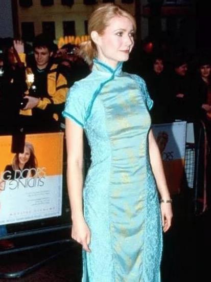 旗袍|不只东方人驾驭! 10位展现旗袍之美的好莱坞女神, 妮可S曲线美翻