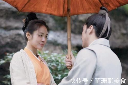 白头翁&才女出上联“白头翁，牵牛耕熟地”，书生妙对下联，抱得美人归