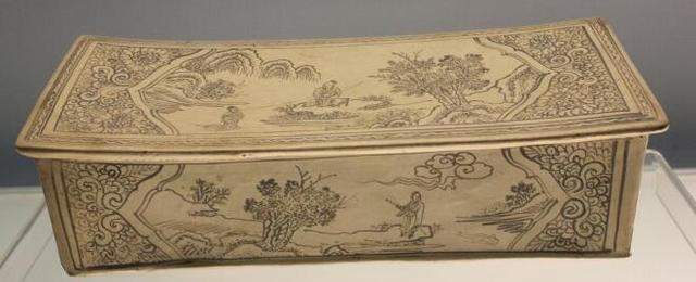 瓷枕@落魄老和尚,竟是通晓天机的世外高人