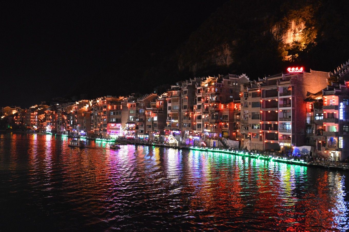 【带父母自驾5日】多彩贵州，醉美黔东南-镇远、西江、荔波自驾游