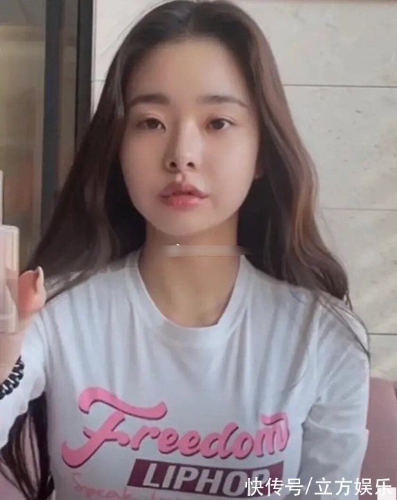 韩国网红宋智雅在内娱报价60万?凭借颜值走红,但素颜很尴尬