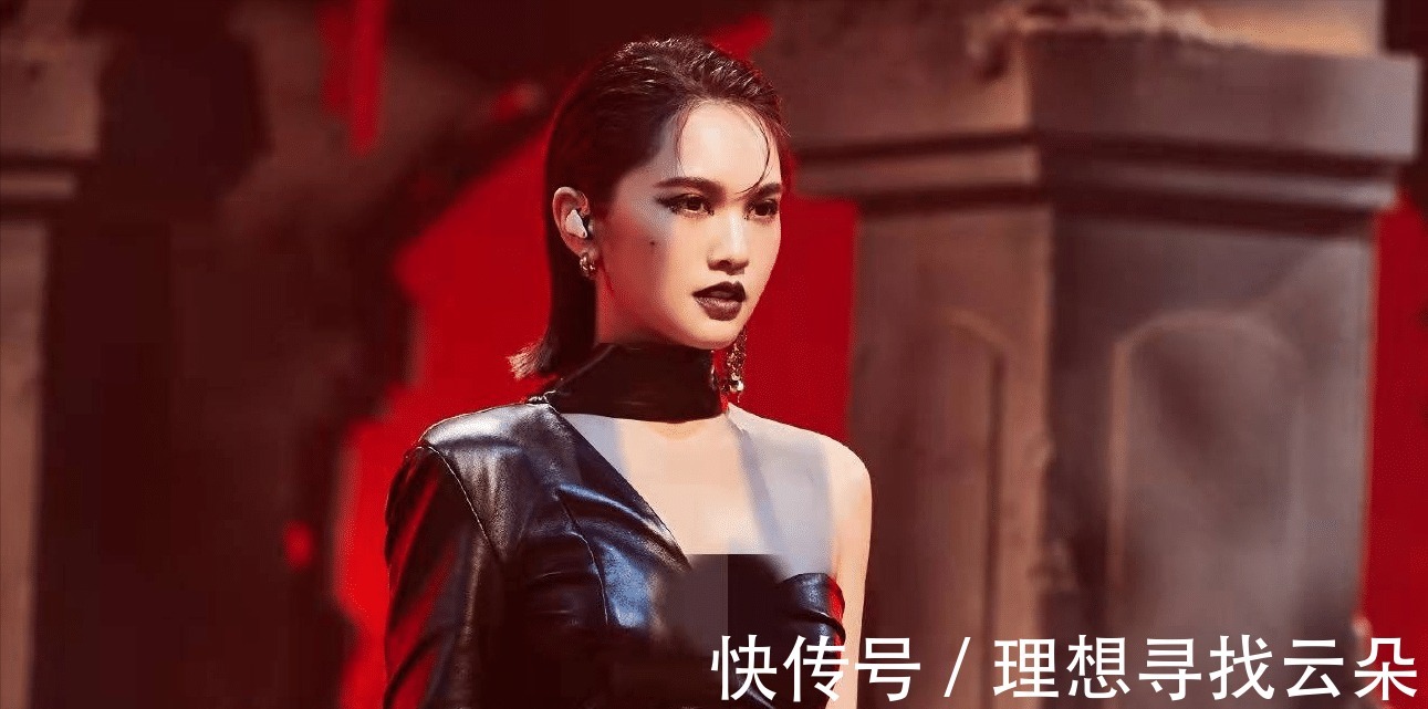 网友票选《闪光的乐队》三公舞台,前二优势很大,2位老将人气低