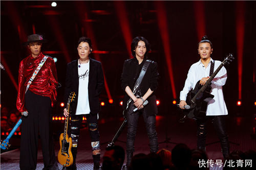 陈小春|33位哥哥与“笨小孩”跨时空合唱《披荆斩棘的哥哥》今日开播