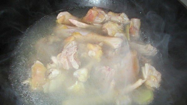 隔夜菜|这菜千万不能隔夜吃，吃多了相当于吃慢性毒药，看了赶紧告诉家人