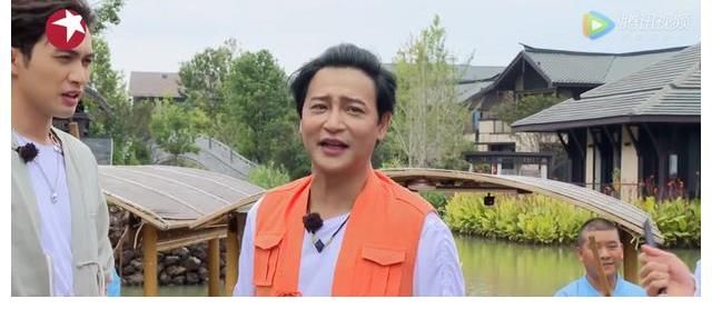 陈志朋|王迅缺席就成一盘散沙？陈志朋无人带，贾乃亮张彬彬跟不上进度