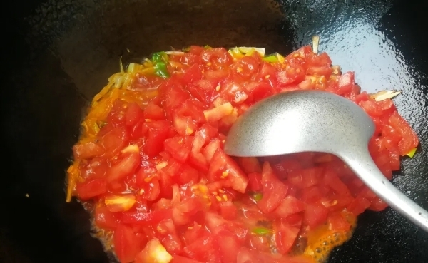 夏天，女人多给自己喝这“汤”，成本5元，一周坚持喝四回，鲜香