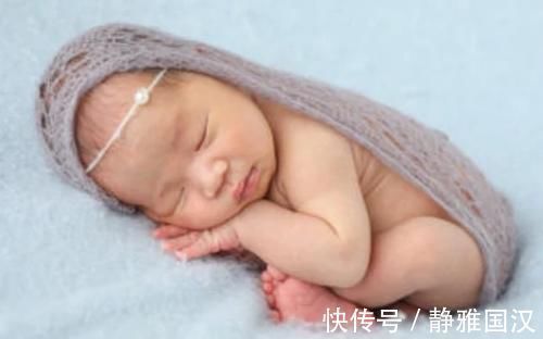 脊椎|父母要经常抚摸孩子这几个位置,孩子不仅睡得香,大脑也会更聪明