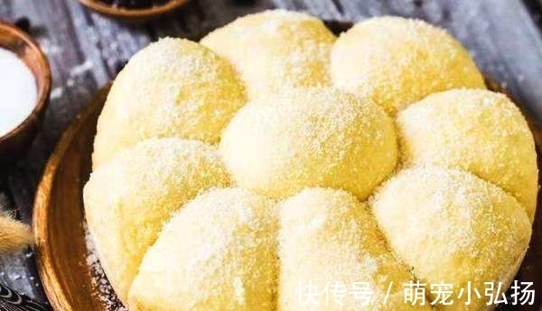 面粉|面粉不用清水和面,搭配上一盒牛奶,不用烤箱做出来比面包还好吃