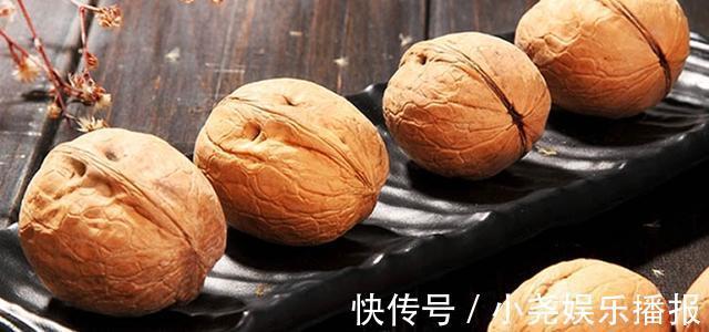 核桃|核桃早上吃还是晚上吃终于有答案了，告诉你最适合吃核桃的时间