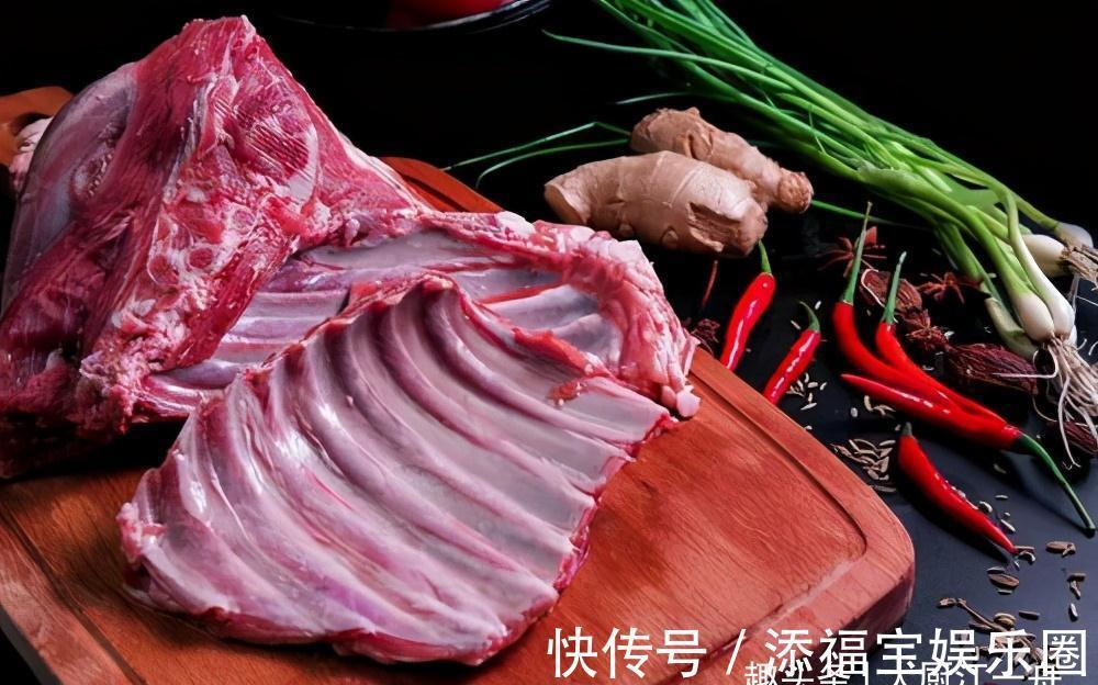 同样是羊肉，“深色的”和“浅色的”区别挺大，学会再买不吃亏