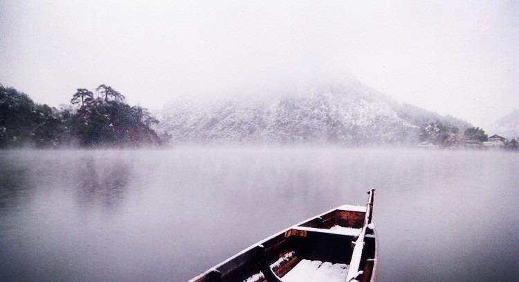 唐诗宋词@大唐最孤独的一首诗,看到题目就孤独,读完后寂寞,回味时发冷!