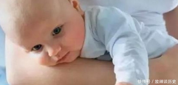 拍打|宝宝嗓子里有痰排不出，宝妈先别急，掌握一些方法帮宝宝排出