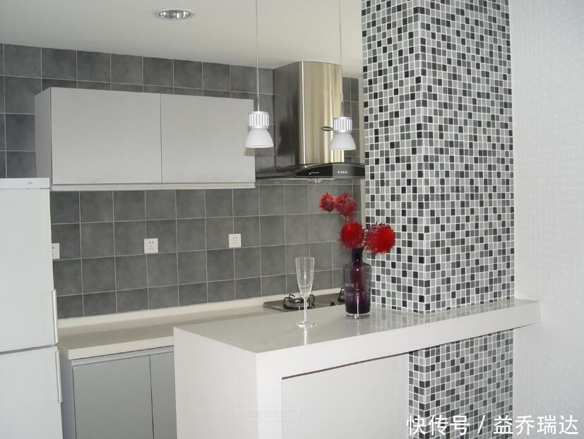 厨房|婆婆坚持做高低台厨房，家人都觉得她傻！用了半年发觉是我们蠢！