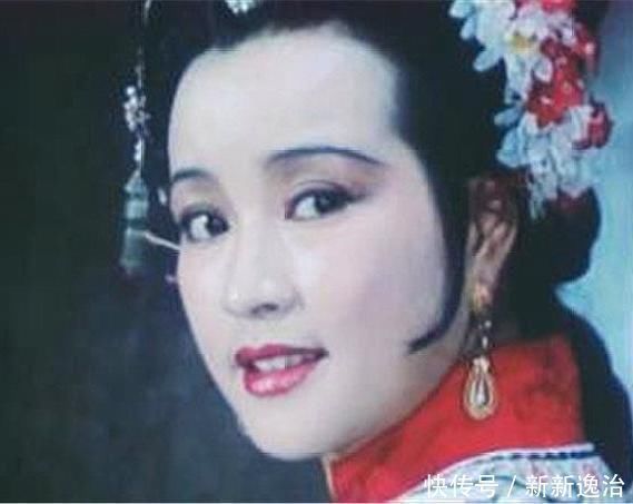 周瑞&红楼梦:难怪刘姥姥只念凤姐的恩,不念王夫人的恩,看凤姐说了啥