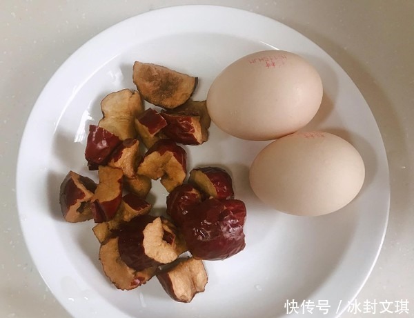 红枣养血生津、美容养颜，要想发挥更大功效，不妨试试5种方法