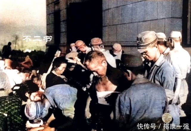 建筑物|二战上色老照片:战败之时的日本本土,为恶行所付出的代价