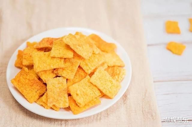 消化科醫(yī)生：胃不好，盡量少吃這3種食物，想養(yǎng)胃，嘗試這2種東西