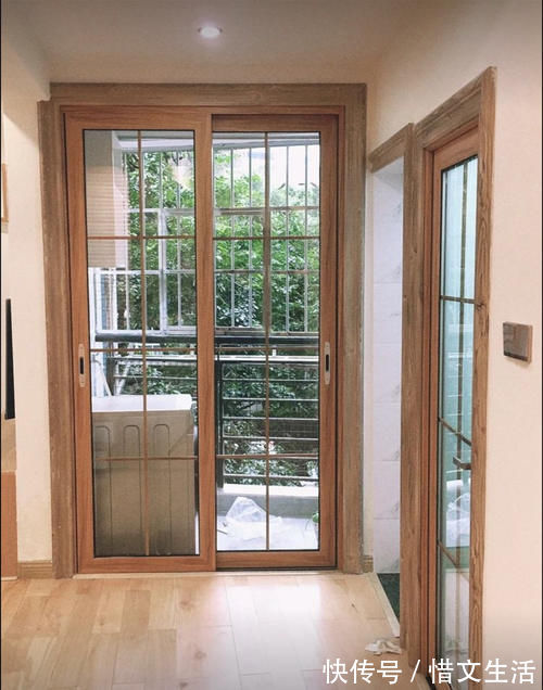 写字台|用四面柜子拼成一间房!不足4㎡的卧室,搞定全屋收纳没压力