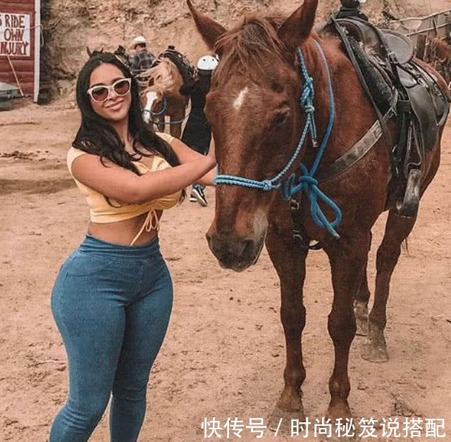 史密斯|微胖界的翘楚,目测超过150斤,这样的身材也能当模特!