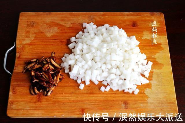 西兰花|白萝卜焖饭的做法，电饭煲简单一焖，连吃2碗才过瘾