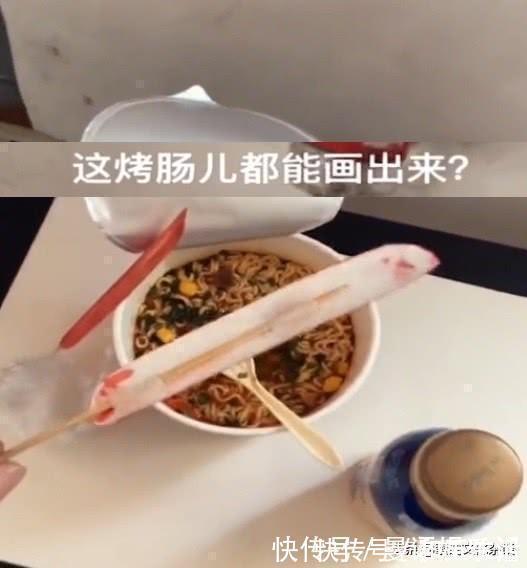 老师@给美术生上课太难了,老师:处处都是陷阱,连矿泉水都画假的