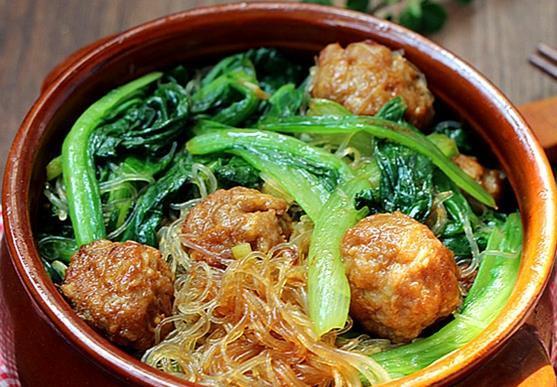 回味无穷的几道除夕年夜饭,香辣酸甜咸,全家人吃得其乐融融!