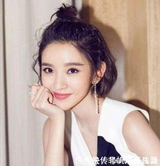 气质|男生觉得很“邋遢”的3个发型,女生却认为很时髦,显老又没气质