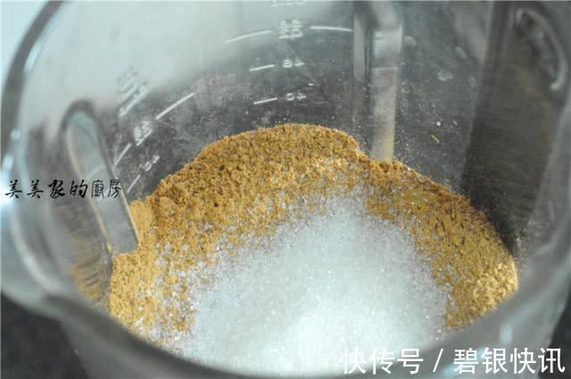 糯米|包子馒头太麻烦,我最爱吃此物,5分钟上桌,喷香热乎超过瘾